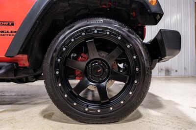 2015 Jeep Wrangler Unlimited Sport - Photo 29 - Sylvania, OH 43560