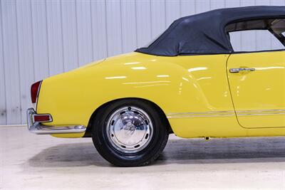 1971 Volkswagen Karmann Ghia Convertible   - Photo 16 - Sylvania, OH 43560