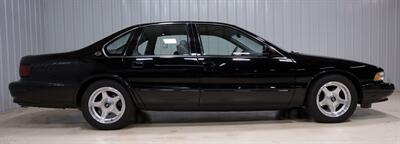 1996 Chevrolet Impala SS - Photo 25 - Sylvania, OH 43560
