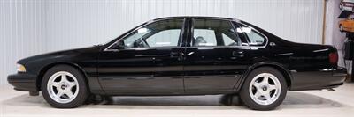 1996 Chevrolet Impala SS - Photo 2 - Sylvania, OH 43560
