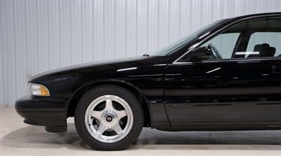 1996 Chevrolet Impala SS - Photo 3 - Sylvania, OH 43560