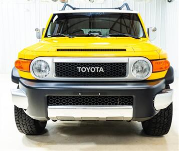 2007 Toyota FJ Cruiser 4dr SUV   - Photo 21 - Sylvania, OH 43560