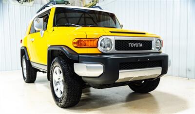 2007 Toyota FJ Cruiser 4dr SUV   - Photo 22 - Sylvania, OH 43560