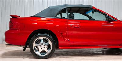 1996 Ford Mustang SVT Cobra   - Photo 10 - Sylvania, OH 43560