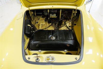 1970 Volkswagen Karmann Ghia   - Photo 47 - Sylvania, OH 43560