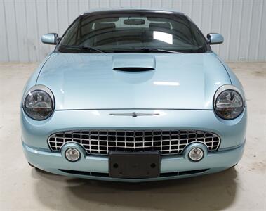 2002 Ford Thunderbird Deluxe - Photo 14 - Sylvania, OH 43560