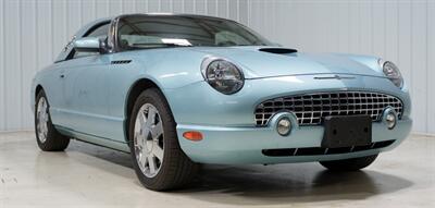 2002 Ford Thunderbird Deluxe - Photo 3 - Sylvania, OH 43560