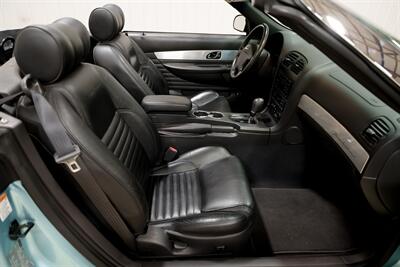 2002 Ford Thunderbird Deluxe - Photo 29 - Sylvania, OH 43560