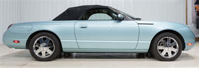 2002 Ford Thunderbird Deluxe - Photo 18 - Sylvania, OH 43560