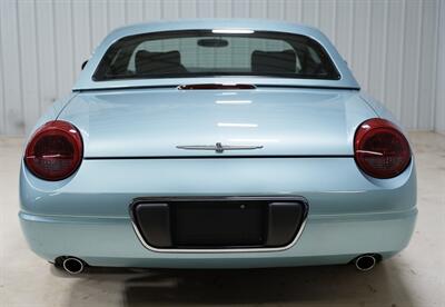 2002 Ford Thunderbird Deluxe - Photo 8 - Sylvania, OH 43560