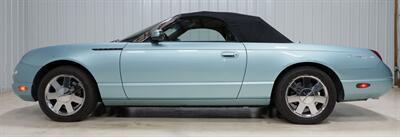 2002 Ford Thunderbird Deluxe - Photo 16 - Sylvania, OH 43560