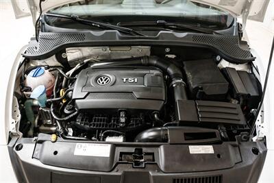 2014 Volkswagen Beetle Convertible R-Line PZEV - Photo 28 - Sylvania, OH 43560