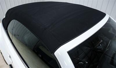 2014 Volkswagen Beetle Convertible R-Line PZEV - Photo 27 - Sylvania, OH 43560