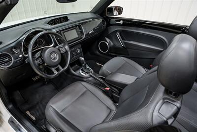 2014 Volkswagen Beetle Convertible R-Line PZEV - Photo 8 - Sylvania, OH 43560