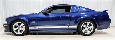 2008 Ford Mustang GT Premium  Shelby GT - Photo 2 - Sylvania, OH 43560