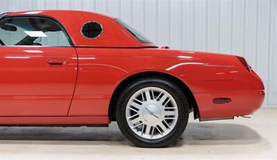 2002 Ford Thunderbird Deluxe - Photo 4 - Sylvania, OH 43560