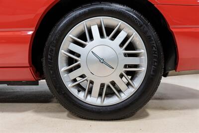 2002 Ford Thunderbird Deluxe - Photo 11 - Sylvania, OH 43560