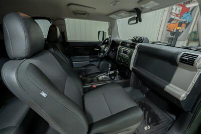 2014 Toyota FJ Cruiser   - Photo 25 - Sylvania, OH 43560