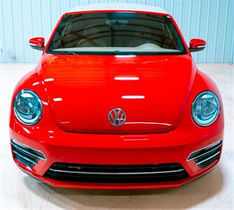 2018 Volkswagen Beetle Convertible 2.0T S   - Photo 14 - Sylvania, OH 43560