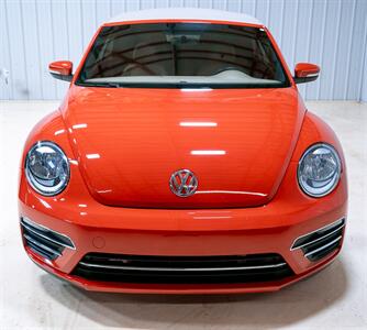 2018 Volkswagen Beetle Convertible 2.0T S   - Photo 14 - Sylvania, OH 43560