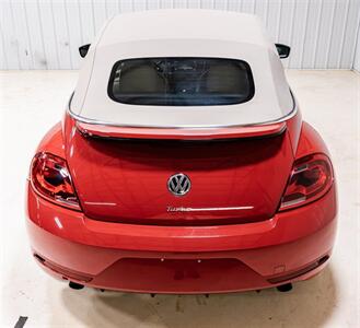 2014 Volkswagen Beetle Convertible R-Line   - Photo 7 - Sylvania, OH 43560
