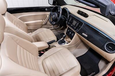 2014 Volkswagen Beetle Convertible R-Line   - Photo 23 - Sylvania, OH 43560