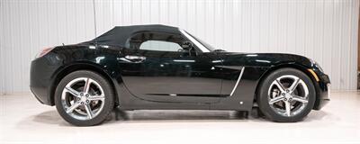 2008 Saturn SKY Red Line   - Photo 8 - Sylvania, OH 43560
