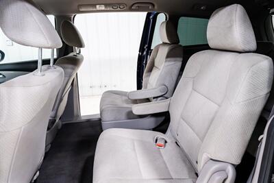 2014 Honda Odyssey LX   - Photo 17 - Sylvania, OH 43560