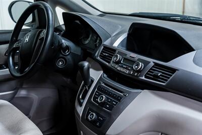 2014 Honda Odyssey LX   - Photo 25 - Sylvania, OH 43560