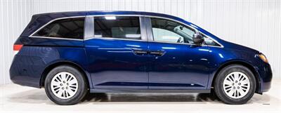 2014 Honda Odyssey LX   - Photo 8 - Sylvania, OH 43560