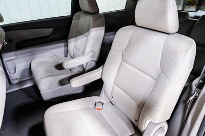 2014 Honda Odyssey LX   - Photo 15 - Sylvania, OH 43560
