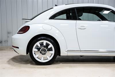 2019 Volkswagen Beetle-Classic 2.0T S - Photo 16 - Sylvania, OH 43560