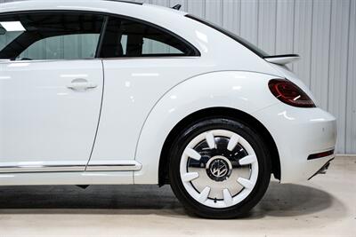 2019 Volkswagen Beetle-Classic 2.0T S - Photo 4 - Sylvania, OH 43560