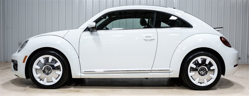 2019 Volkswagen Beetle-Classic 2.0T S  