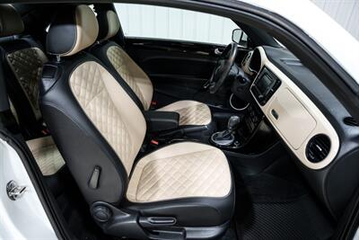 2019 Volkswagen Beetle-Classic 2.0T S - Photo 21 - Sylvania, OH 43560