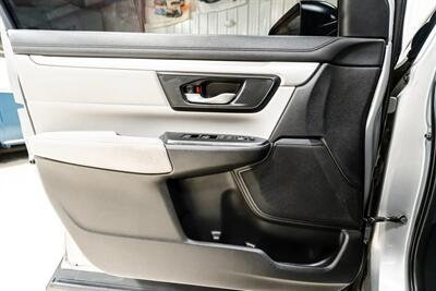 2018 Honda CR-V LX   - Photo 12 - Sylvania, OH 43560