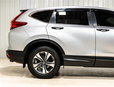 2018 Honda CR-V LX   - Photo 20 - Sylvania, OH 43560