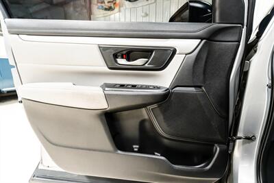 2018 Honda CR-V LX   - Photo 12 - Sylvania, OH 43560