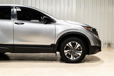 2018 Honda CR-V LX   - Photo 19 - Sylvania, OH 43560