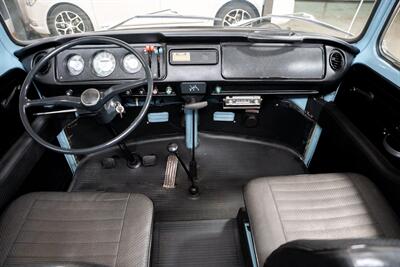 1970 Volkswagen Transporter   - Photo 80 - Sylvania, OH 43560