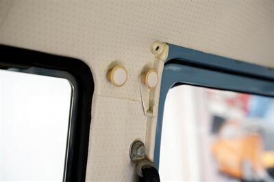 1970 Volkswagen Transporter   - Photo 81 - Sylvania, OH 43560