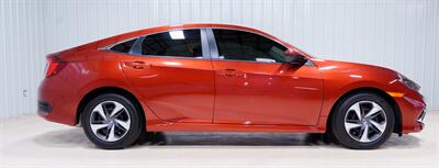 2020 Honda Civic LX   - Photo 8 - Sylvania, OH 43560
