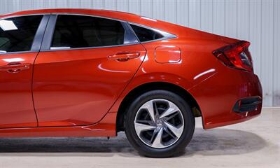 2020 Honda Civic LX   - Photo 4 - Sylvania, OH 43560