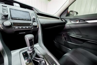 2020 Honda Civic LX   - Photo 14 - Sylvania, OH 43560