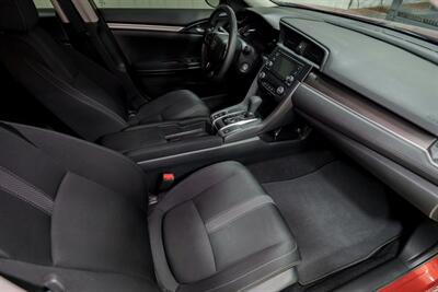2020 Honda Civic LX   - Photo 17 - Sylvania, OH 43560