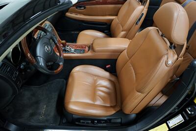 2005 Lexus SC 430   - Photo 9 - Sylvania, OH 43560