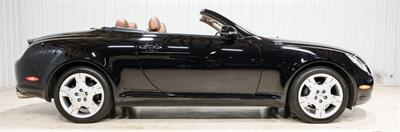 2005 Lexus SC 430   - Photo 14 - Sylvania, OH 43560