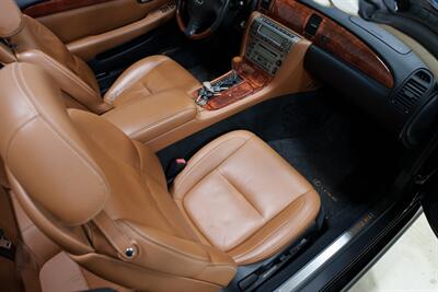 2005 Lexus SC 430   - Photo 15 - Sylvania, OH 43560