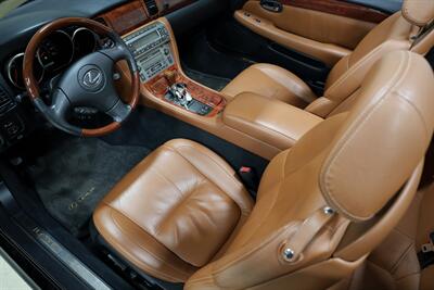 2005 Lexus SC 430   - Photo 8 - Sylvania, OH 43560