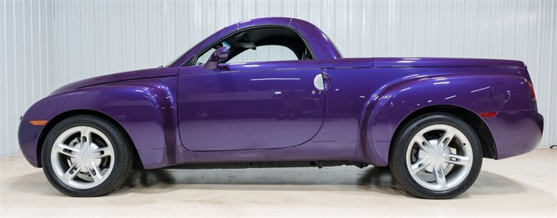 2004 Chevrolet SSR LS  